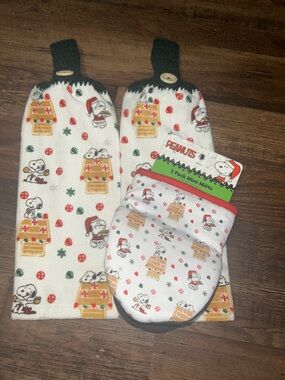 Peanuts Snoopy Kitchen Set